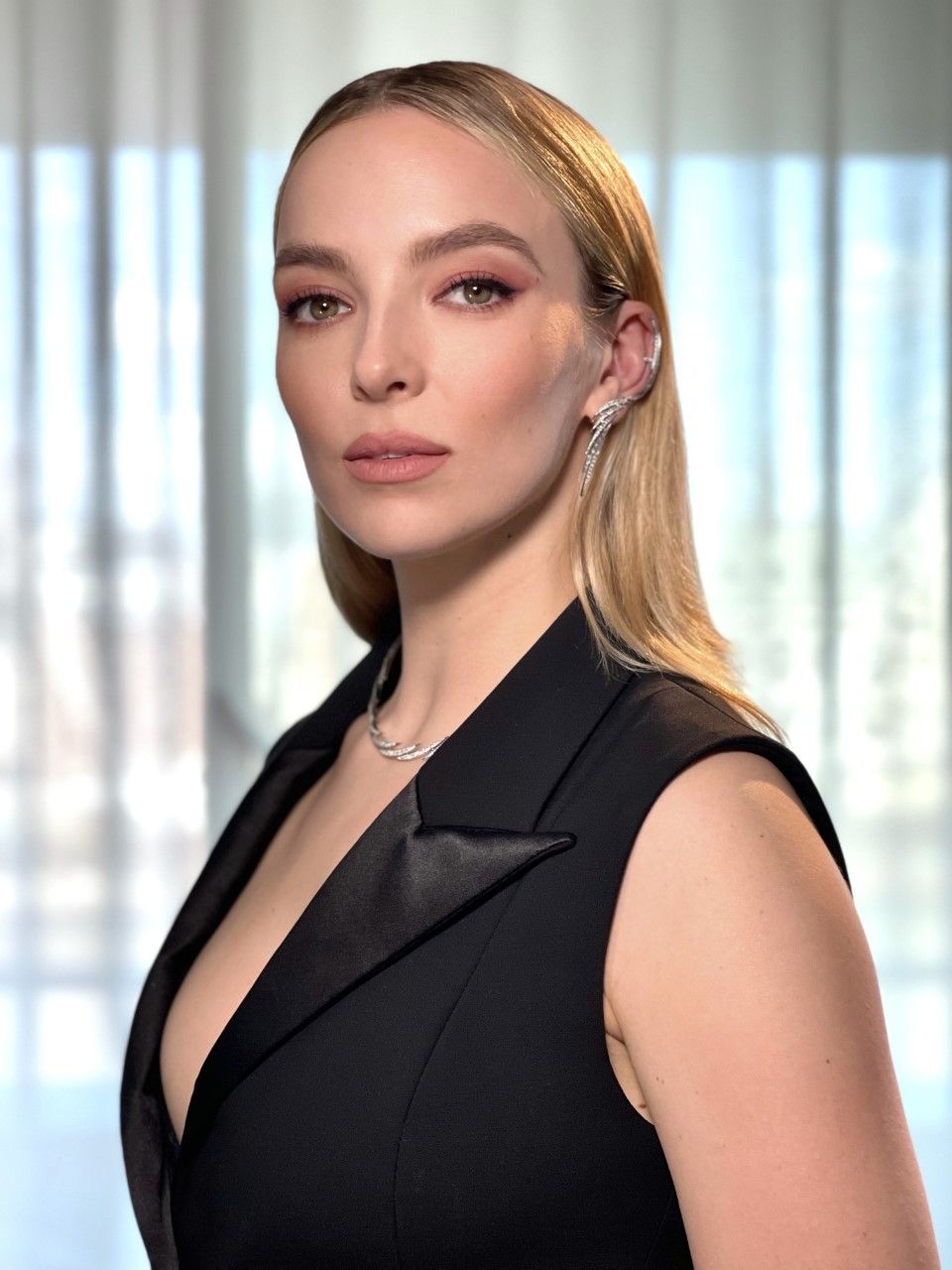 Jodie Comer - women and their pretties