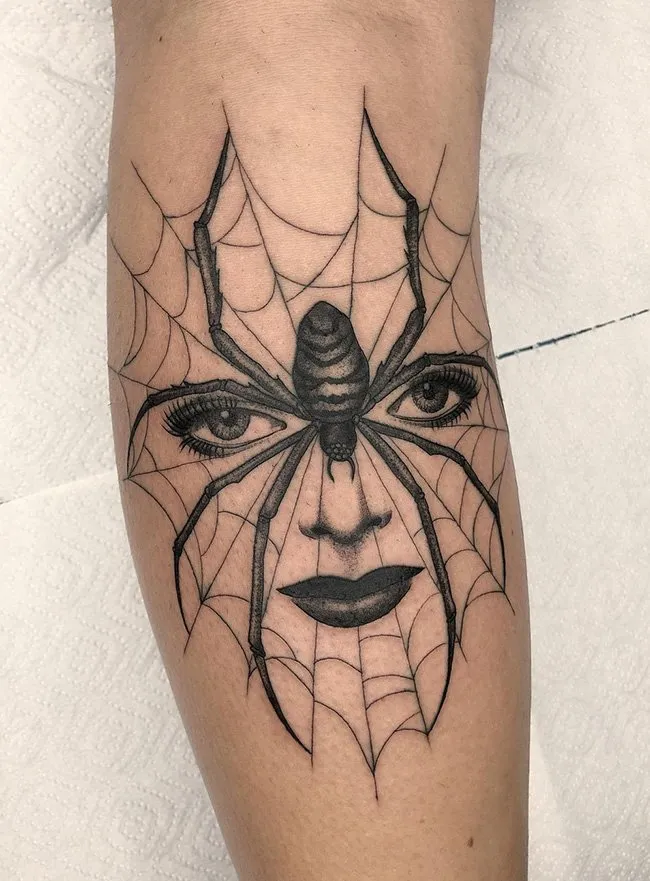 Ingenious Face-Based Creepy crawly Tattoo